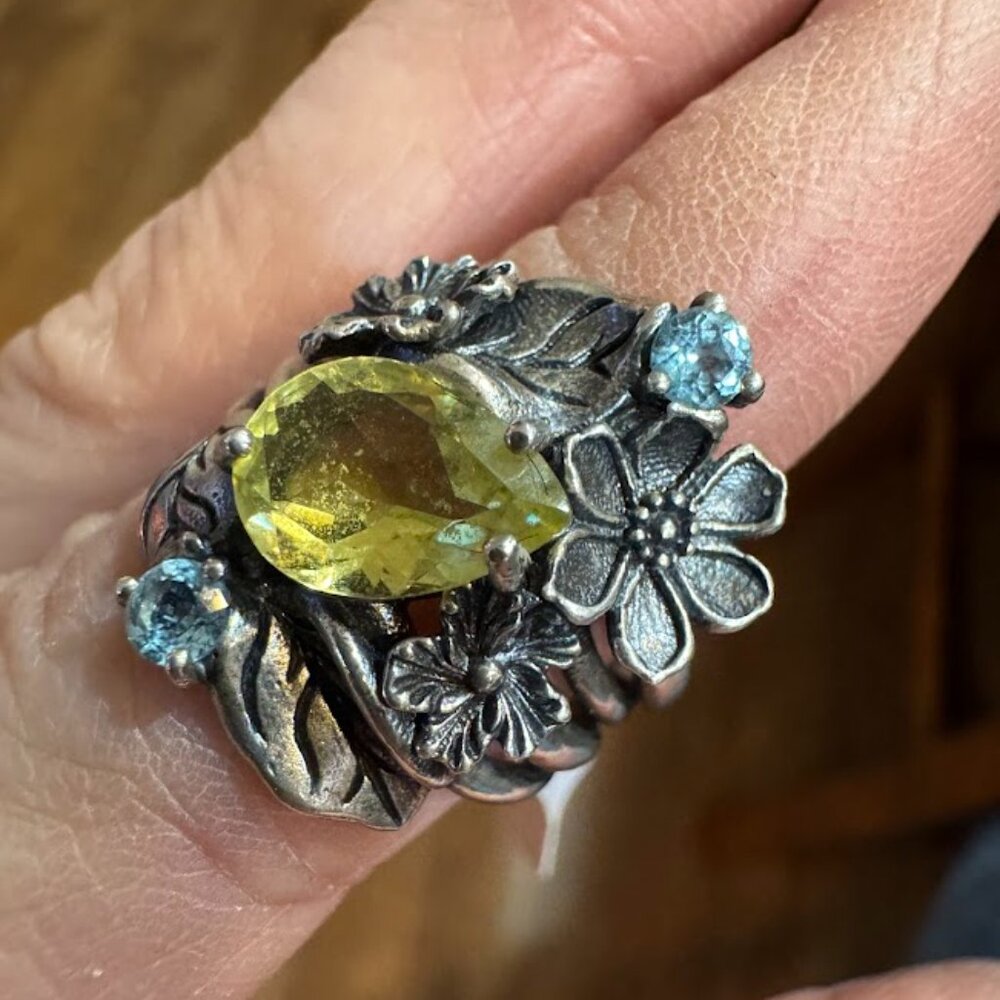 Or Paz Silver Floral Ring with Yellow and Blue Stones